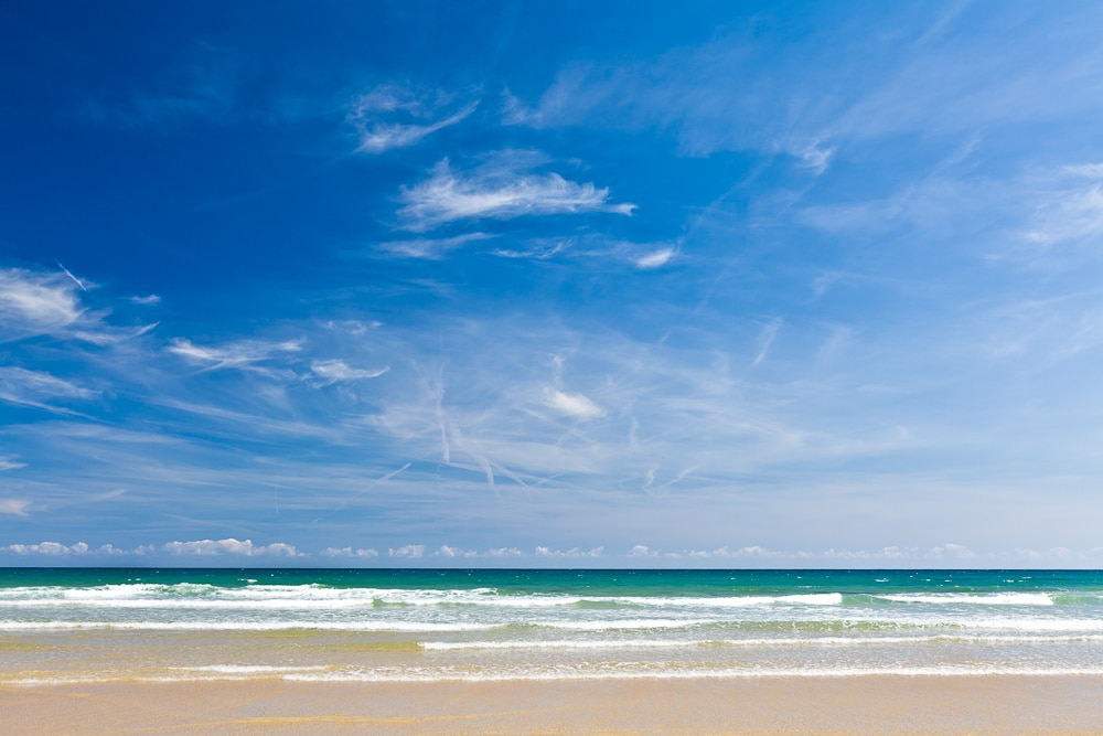 Horizon at the bottom = a more dynamic picture. Canon 5D Mark II, Canon EF 16-35/2.8 II, 1/80 s, f/6.3, ISO 100, focal length 35 mm