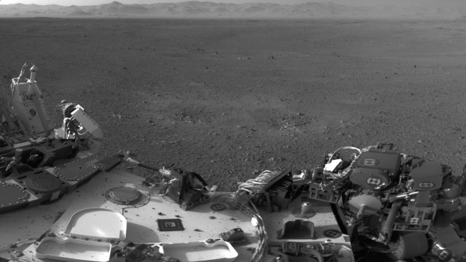Marks left by the landing. Photo: NASA/JPL-Caltech. 