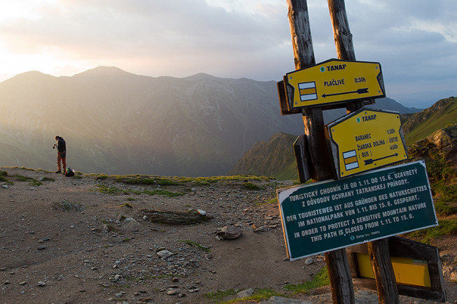 …but carrying a heavy DSLR over the mountains is not all that pleasant. (Photo: Majo Eliáš)