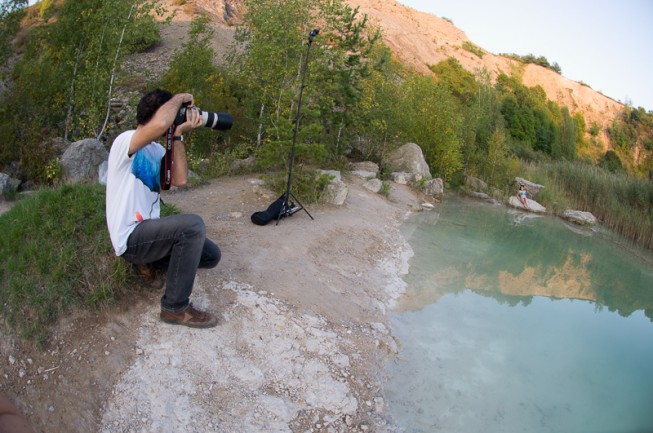 Behind the scenes: this shot location is in a shady area, and so I used a flash with an orange filter (on the stand near me) to act as the sun. Photo: Martin Kacvinský. Nikon D90, AF Nikon 10.5 mm F2.8G ED DX Fisheye, 1/125 s, F5.6, ISO 200.