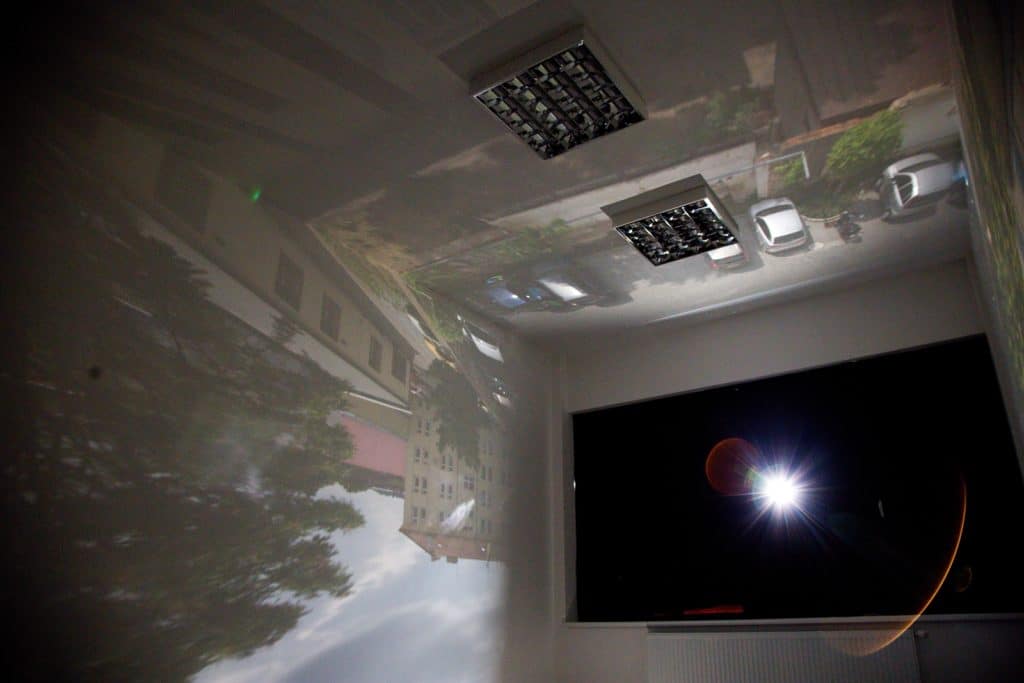 Experiment: Making a Room-sized Camera Obscura | Learn Photography by