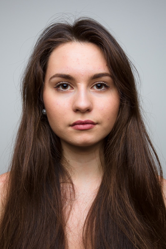 A portrait photographed with a 40 mm focal length.