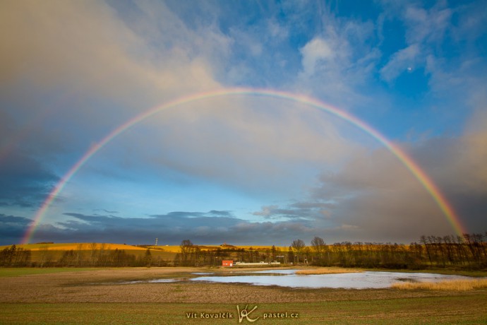 Canon 5D Mark II, Canon EF 16–35/2.8 II, 1/30 s, f/7.1, ISO 100, focus 17 mm