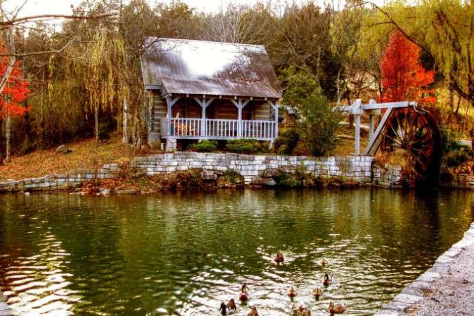 I took "Helen & Thanksgiving Cabin" with a point-and-shoot Kodak DC-4800 Z; 3 mpix camera; used Quick Edits to enhance both images.