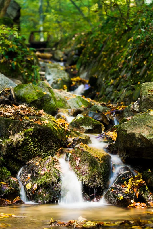 A waterfall shot with an ND filter. Canon 5D Mark III, Canon EF 70-200/2.8 IS II, 10 s, F2.8, ISO 100, focus 75 mm 