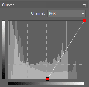 Setting up the Curves filter to “darken” the part of the picture that you don’t need to change.
