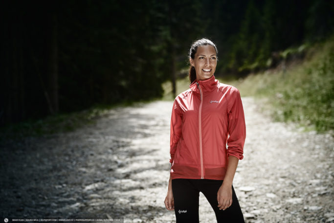 portrait on a dark background with a reflected sunlight.