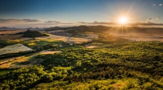 Bravely Face the Sun: How To Shoot With the Sun in the Frame