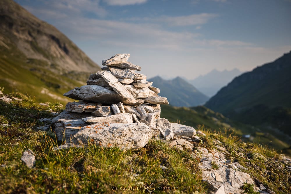 How to Photograph Landscapes III - low aperture