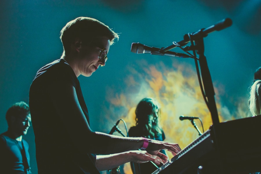 How to Photograph Concerts - noise, Zvíře jménem Podzim