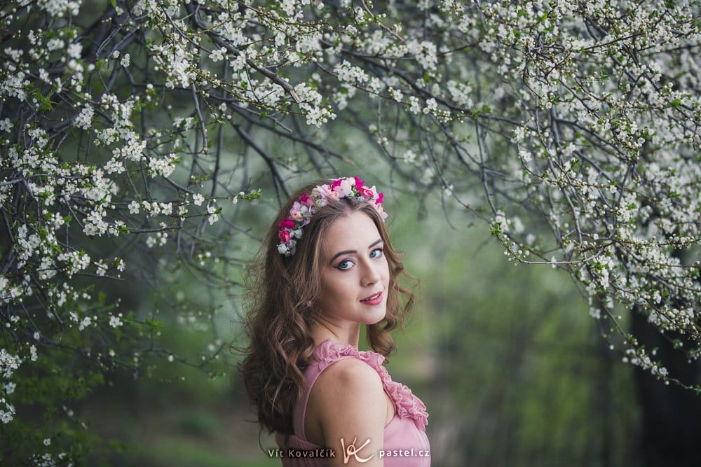 Foundations of Portrait Composition Part II - woman under branches