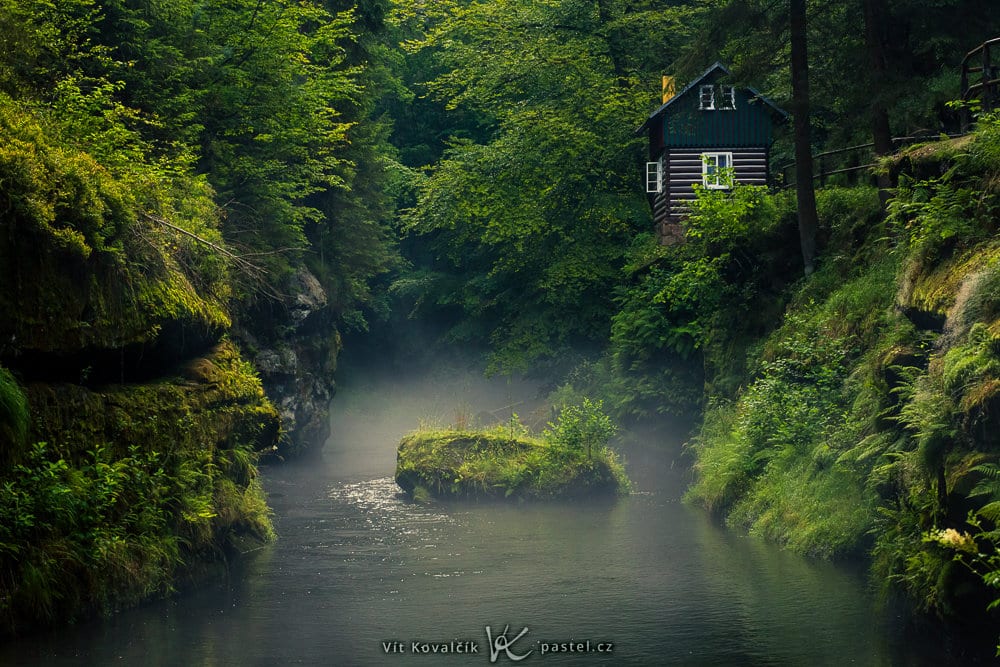 How to Photograph Foggy Landscapes