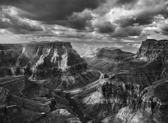 6 Ways the Life and Photos of Sebastião Salgado Will Stun You