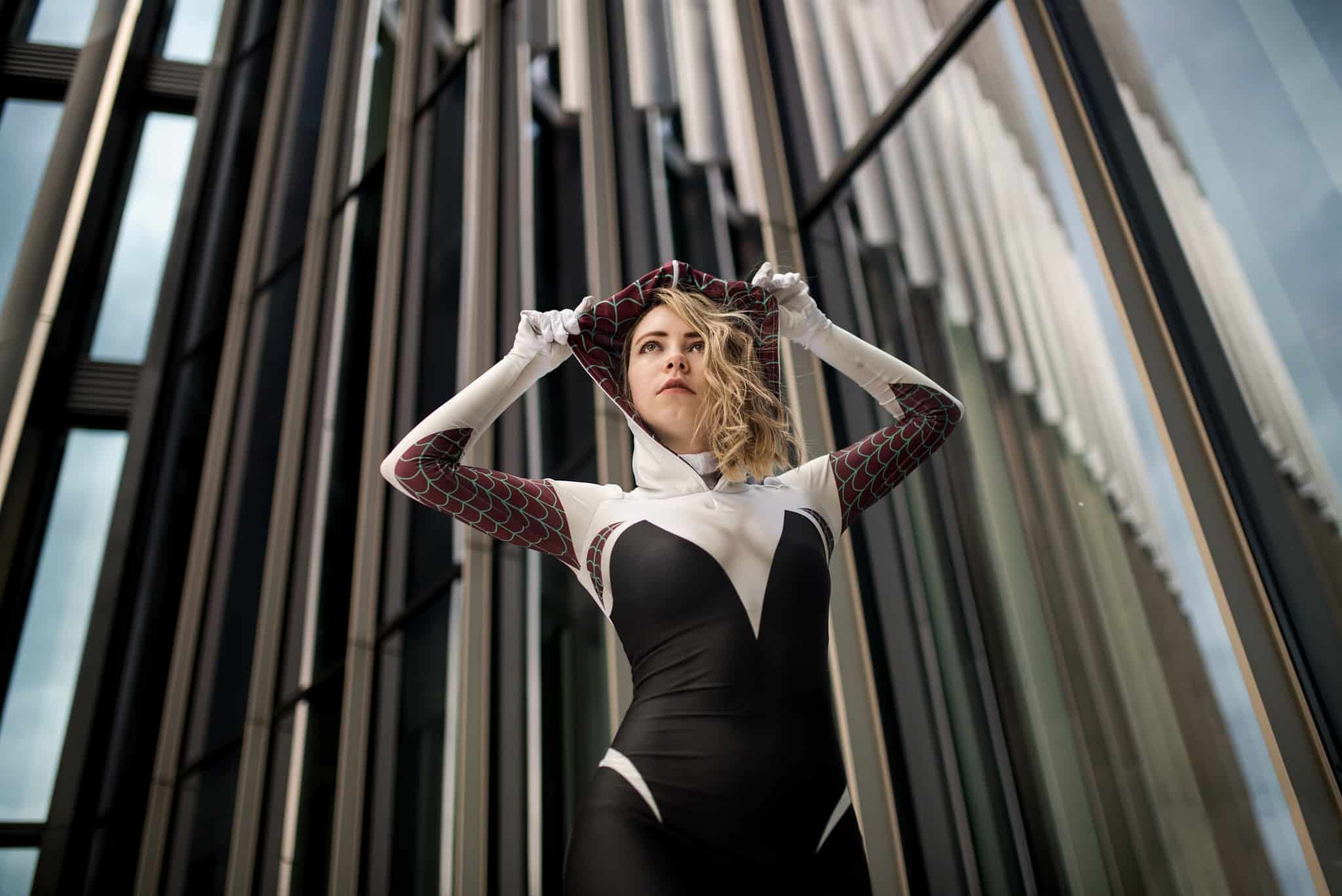 Zdeňka Vrátná: Slick and Empty Looks Are Weaker Than Smiles, Rage, and Tears