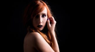 Self-portraits, or: How to Photograph Yourself Quickly, Easily, and Well
