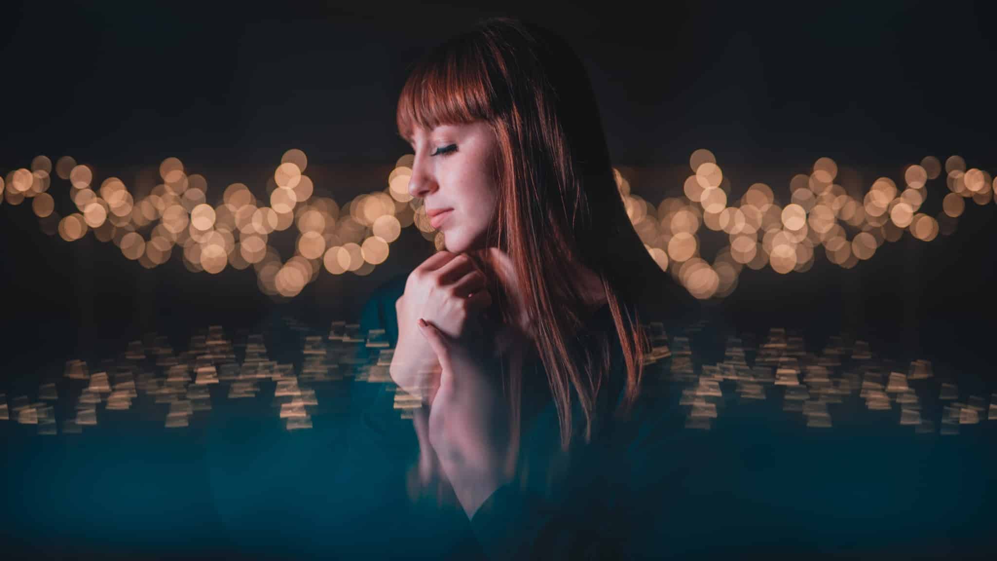 Want Truly Original Portrait Lighting? Then Experiment With Reflections and Refraction!