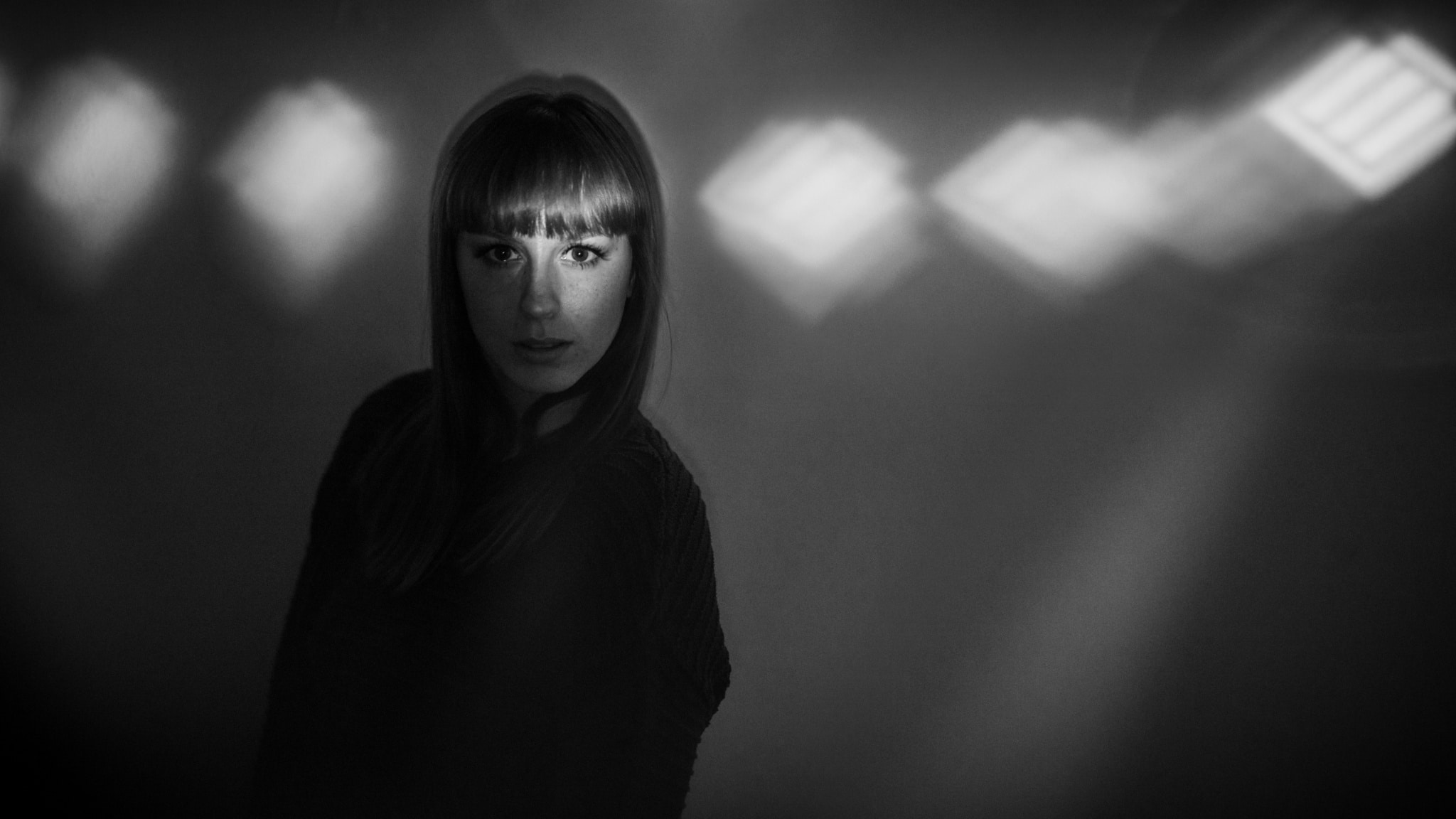 Want Truly Original Portrait Lighting? Then Experiment With Reflections and Refraction!