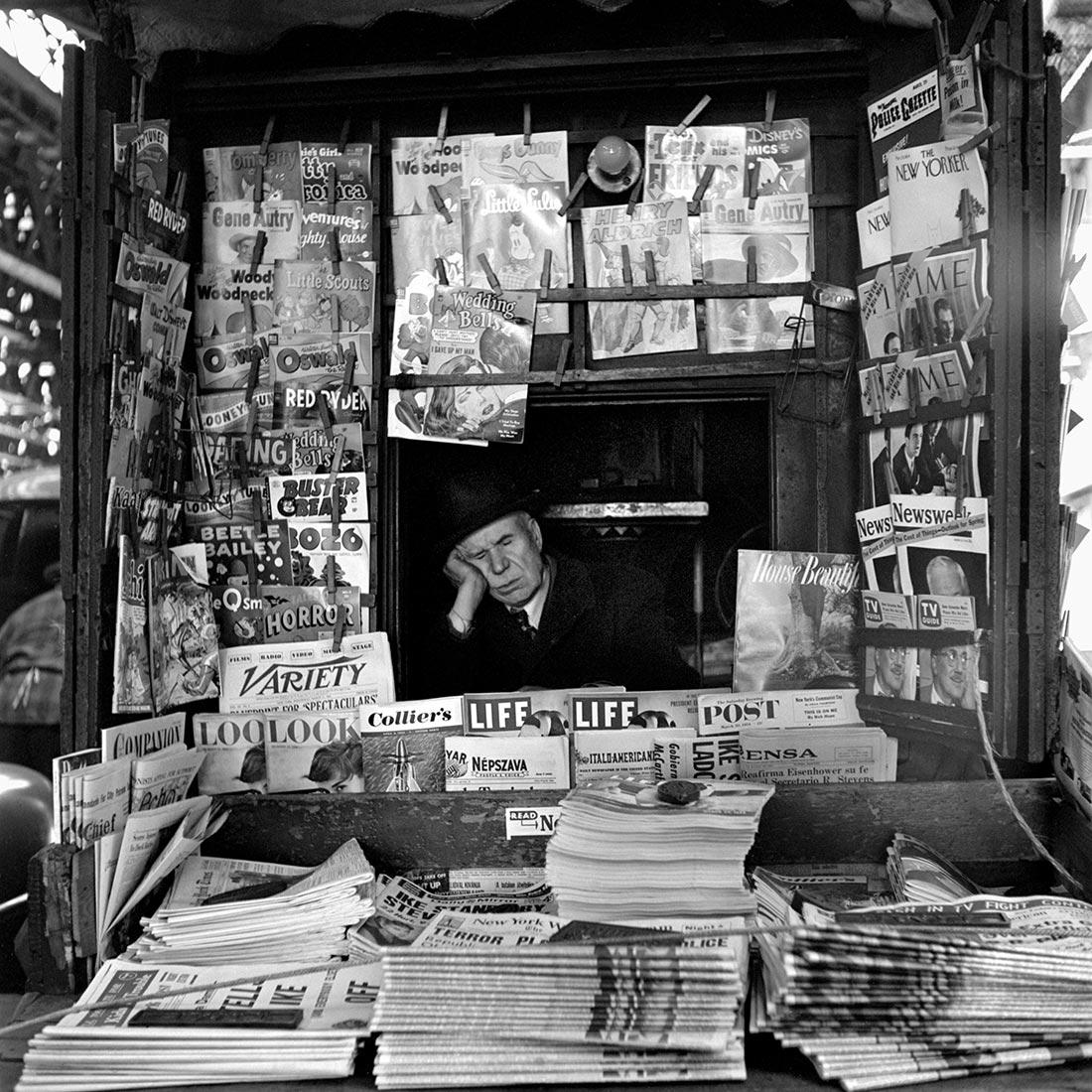 8 Clues to Better Street Photography in the Works of Vivian Maier