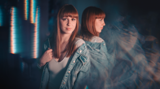Want Truly Original Portrait Lighting? Then Experiment With Reflections and Refraction!