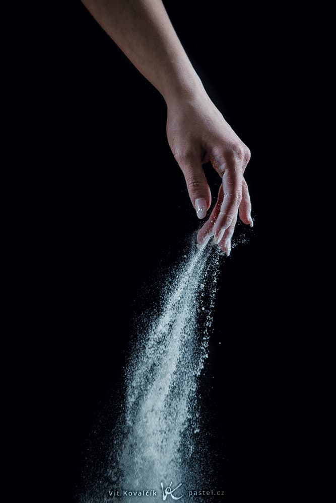 Using Powders in Nude Photography