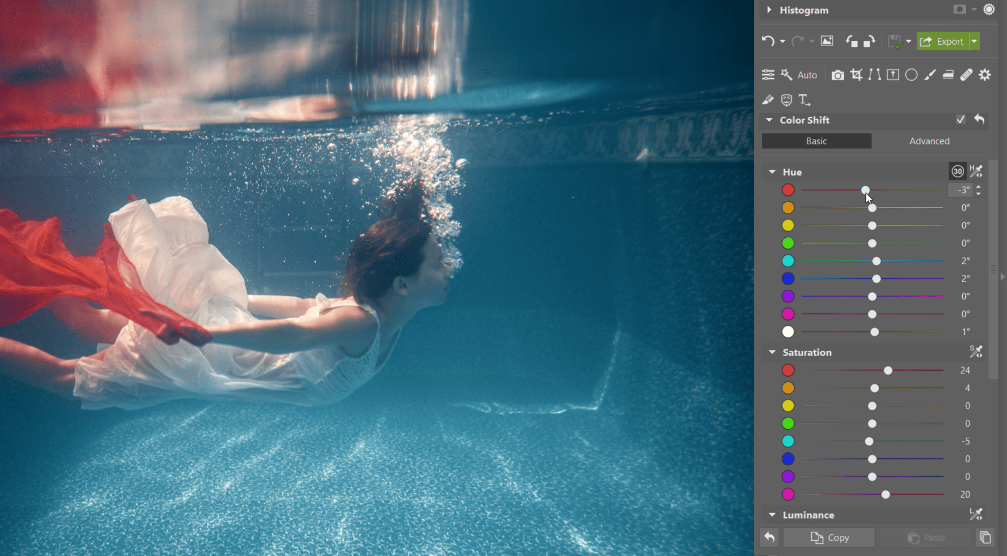 How to Brighten up Your Underwater Photos