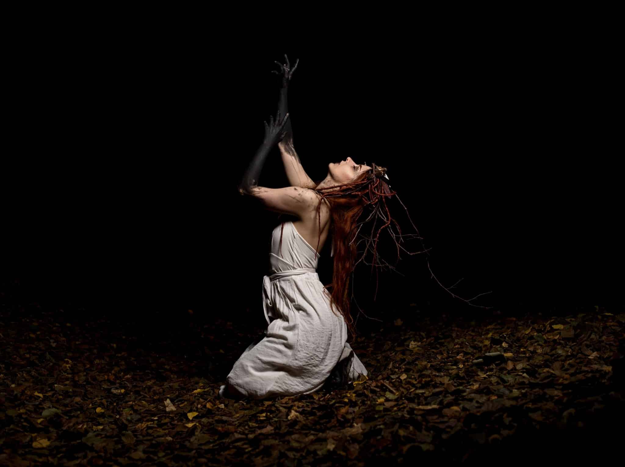 Tips for taking pictures in the fall: foggy mornings, color overflow, and a spooky Halloween