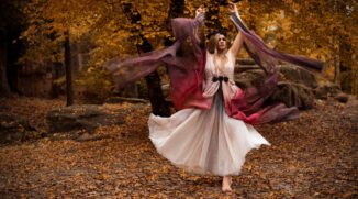 Tips for taking pictures in the fall: foggy mornings, color overflow, and a spooky Halloween