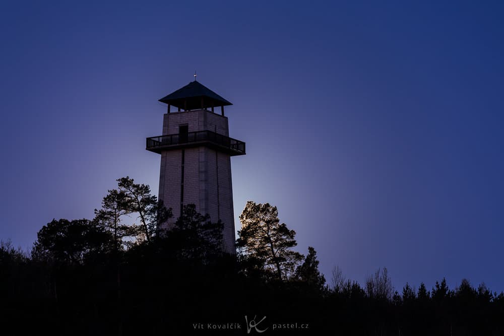 How to photograph the Moon – landscape photography