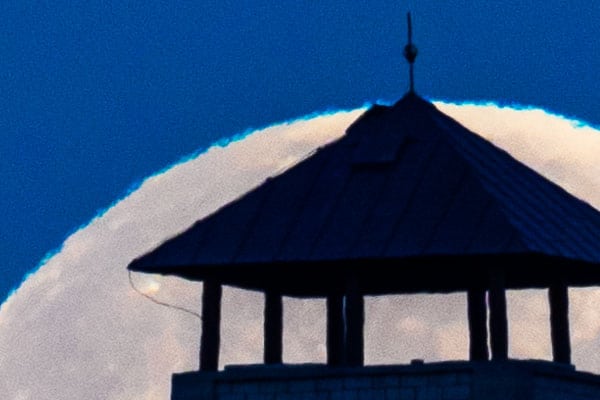 How to photograph the Moon – landscape photography