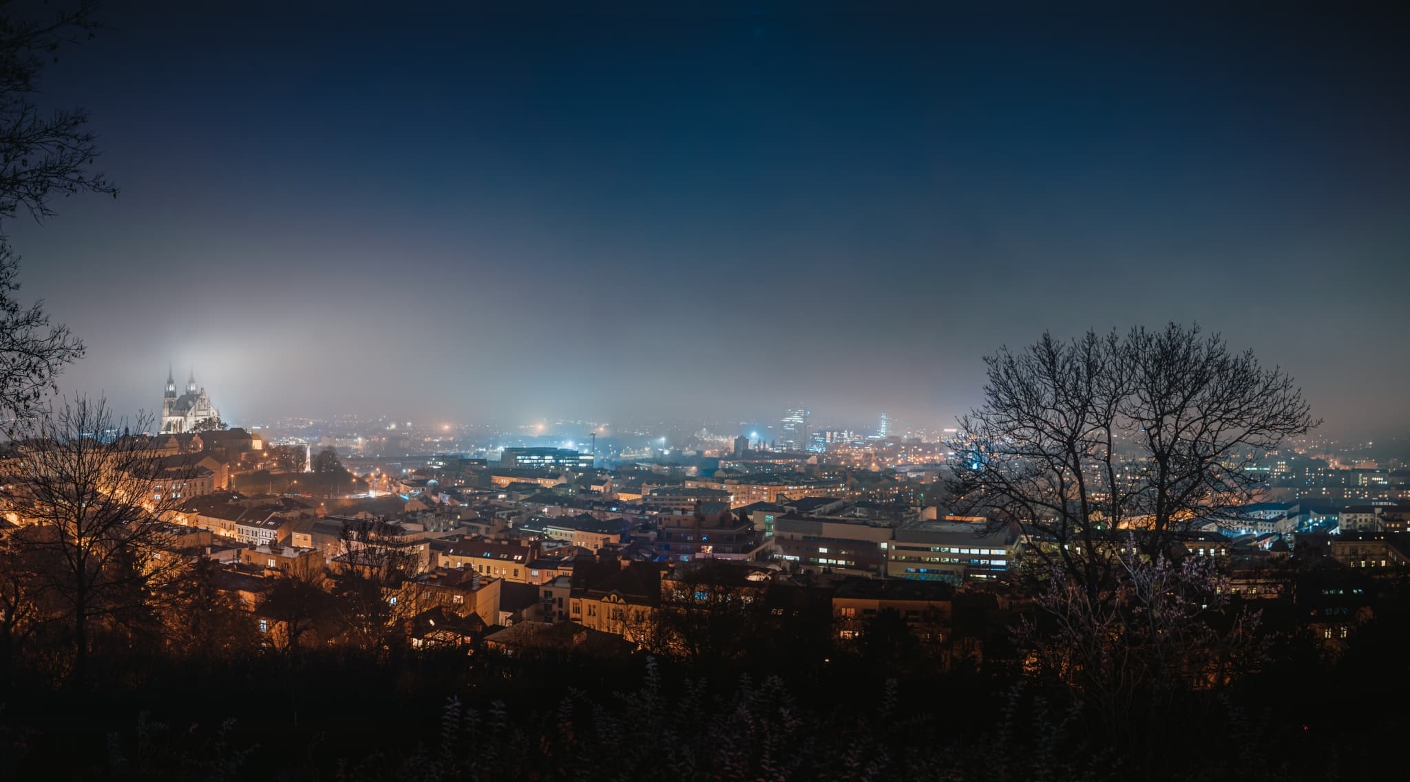Learn 3 ways to shoot panoramic photos