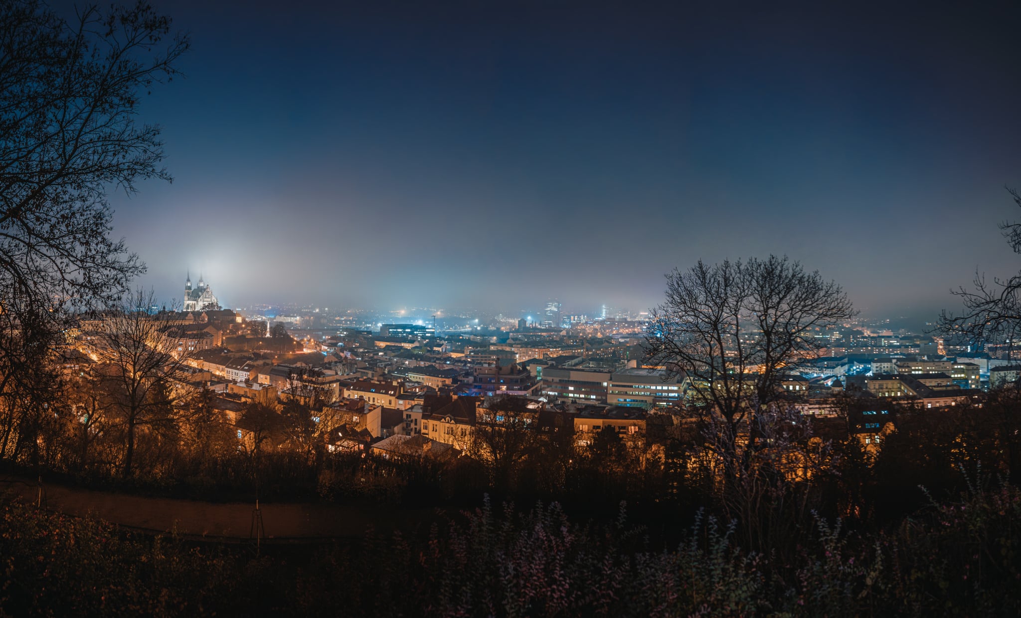 Learn 3 ways to shoot panoramic photos