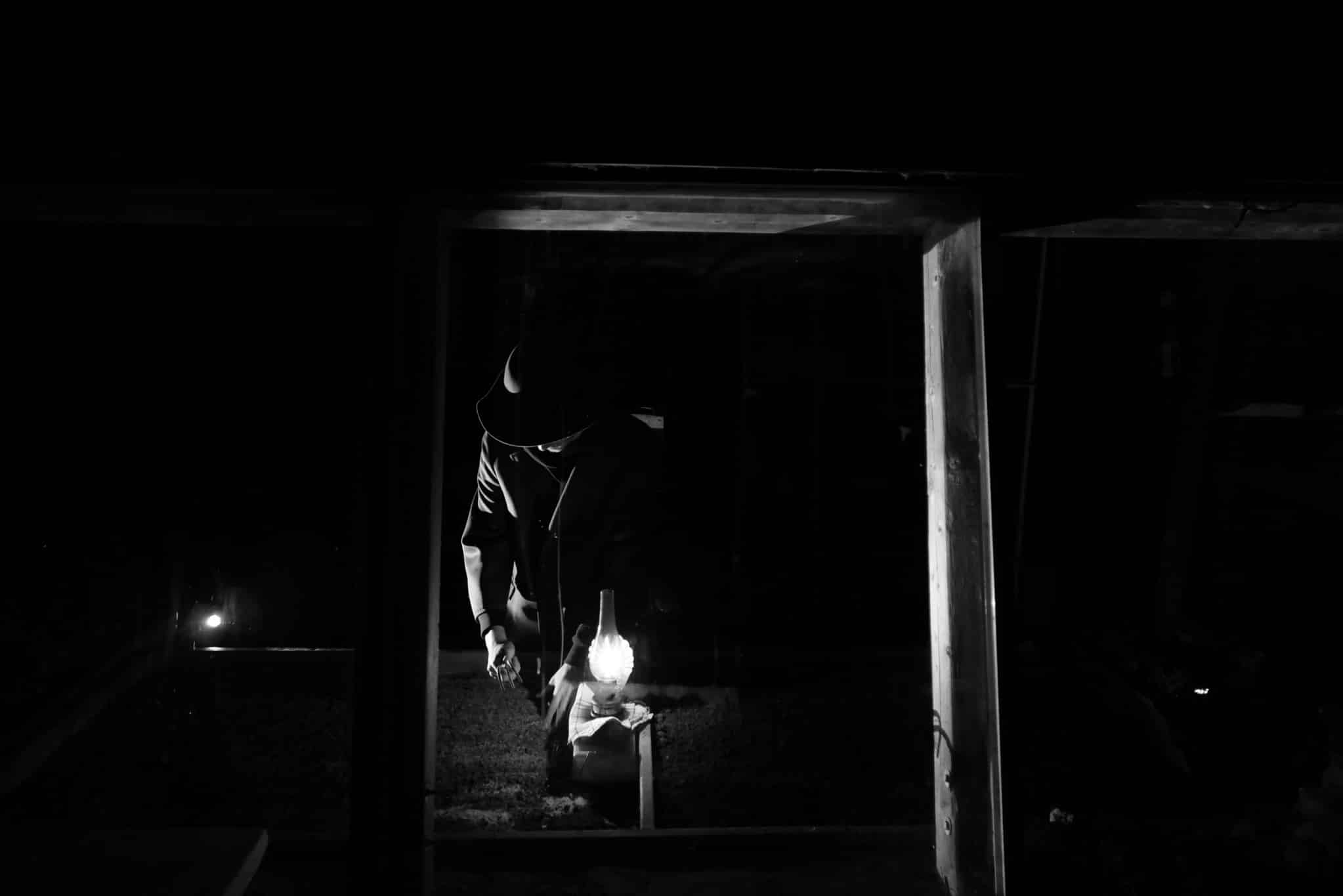 Crimes after dark-How to do a Film Noir photoshoot