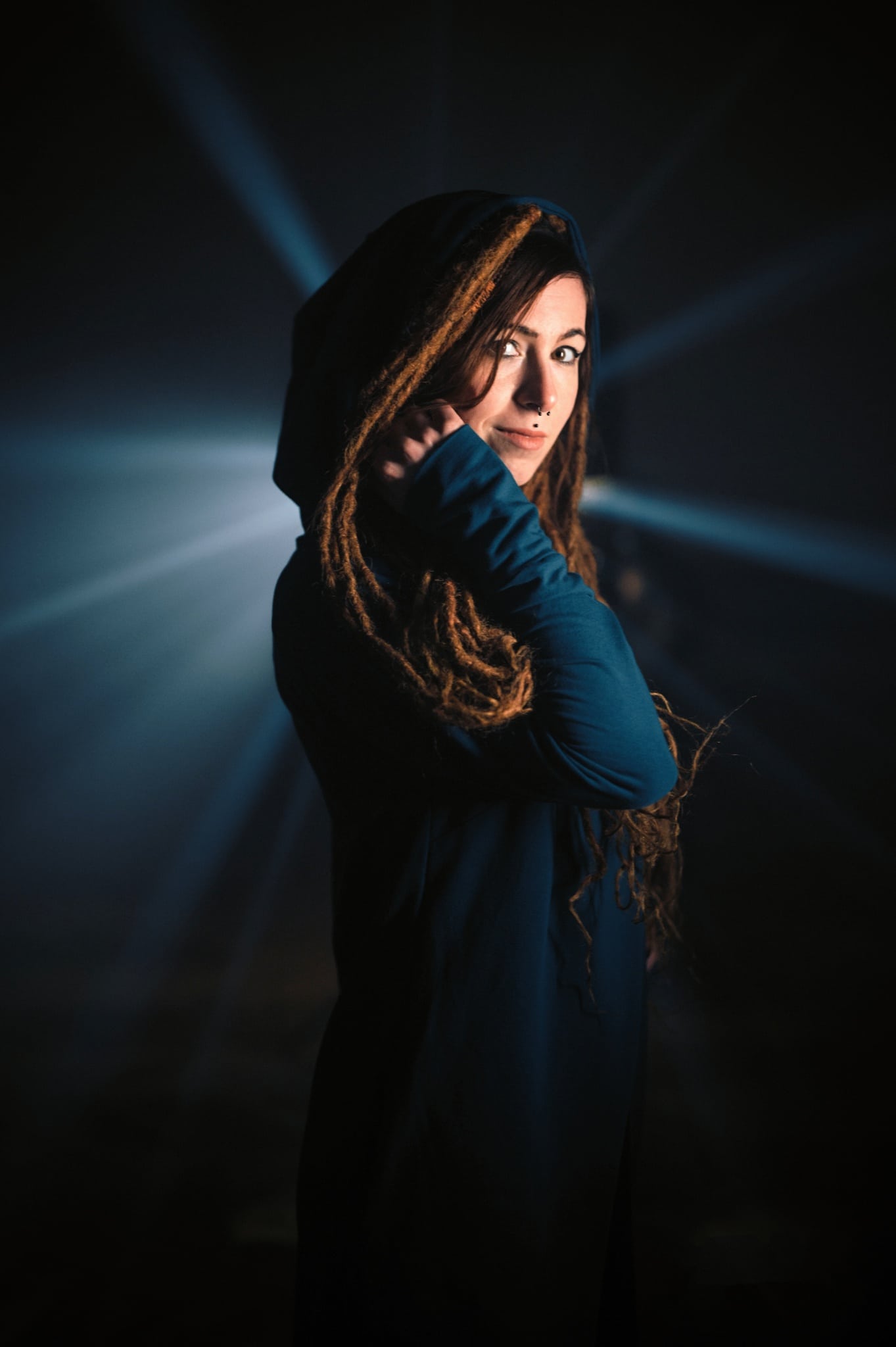 Effective light rays: how to easily create and use them in your photography