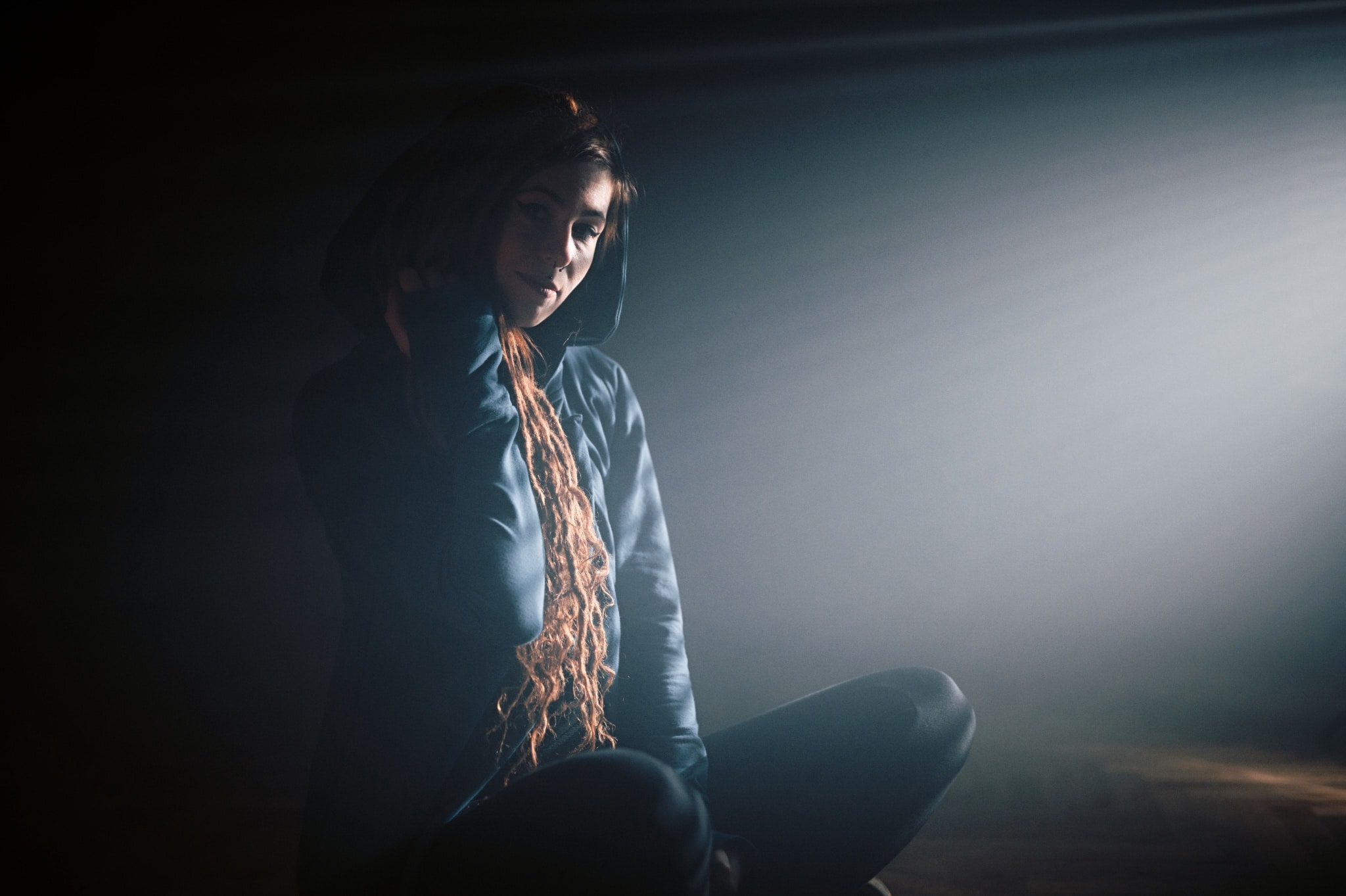 Effective light rays: how to easily create and use them in your photography