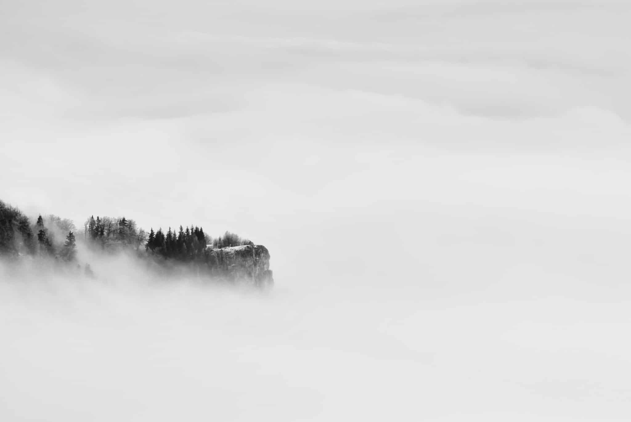 Photograph minimalistically and find beauty in simplicity