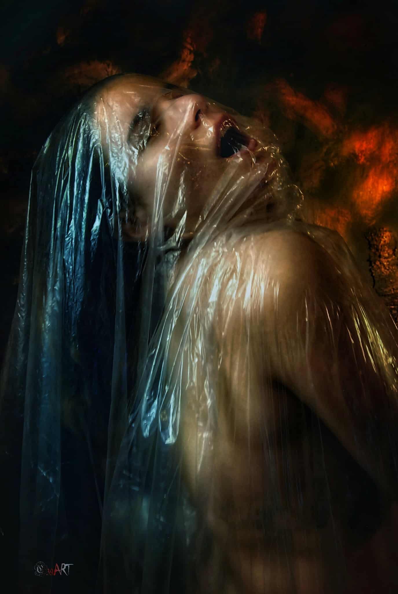 Horror photographer Peter Murín: Masks are the incognito, the mysterious. I shape precisely the expression I desire.