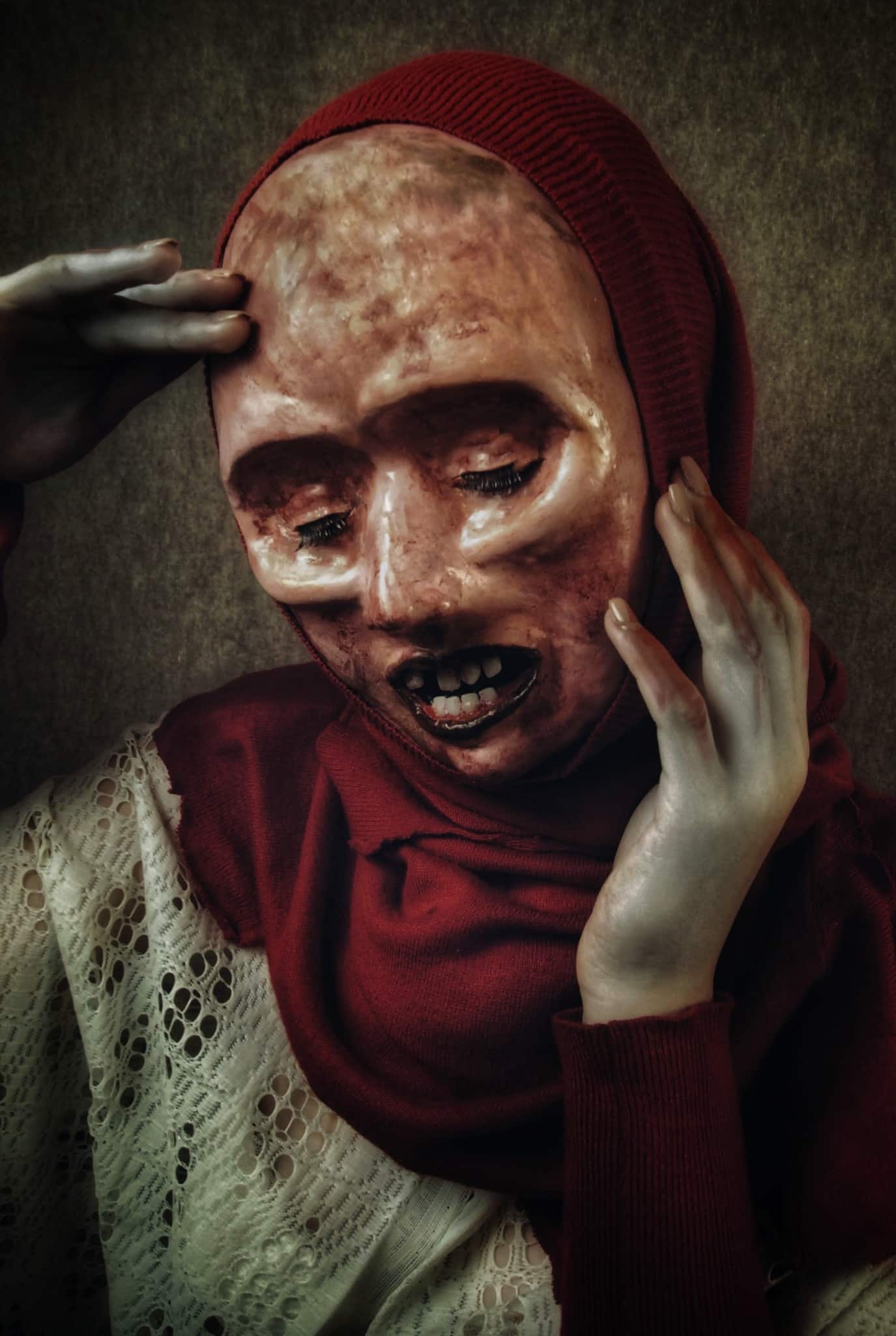 Horror photographer Peter Murín: Masks are the incognito, the mysterious. I shape precisely the expression I desire.