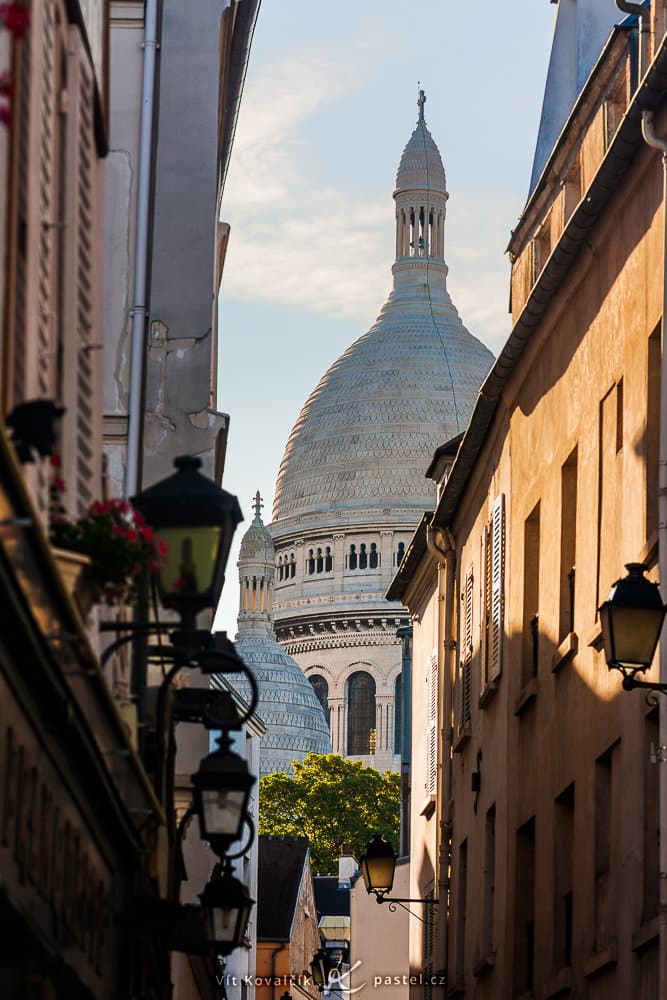 How to Photograph Historic Churches and Temples