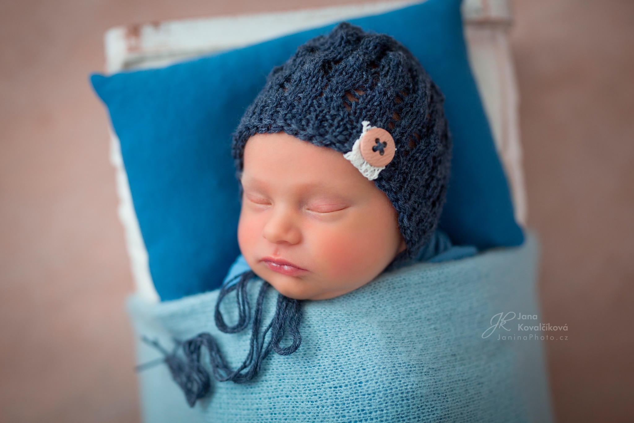 How to Do Newborn Photography