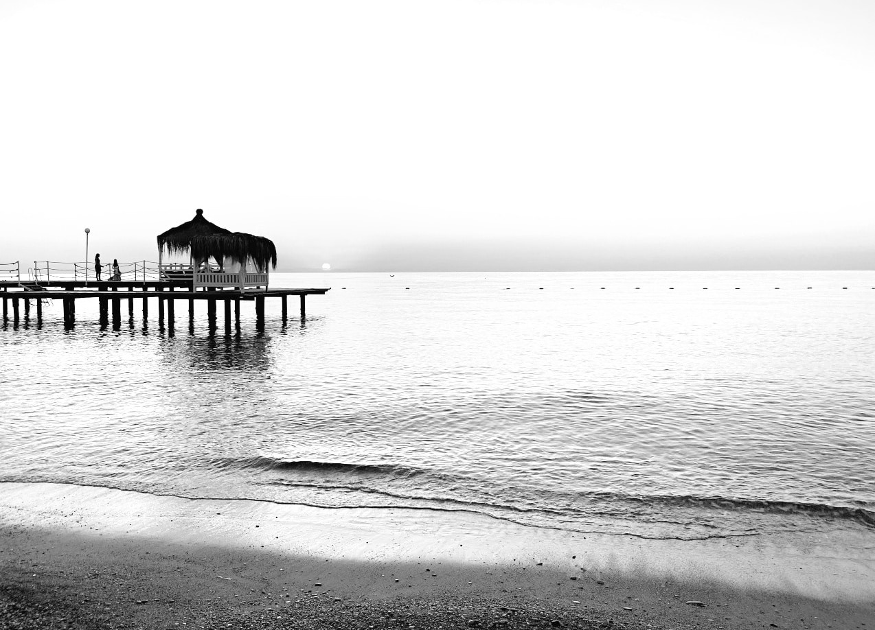 TOP 10, Black-and-White Minimalism, Gallery, Marie Kyjovska