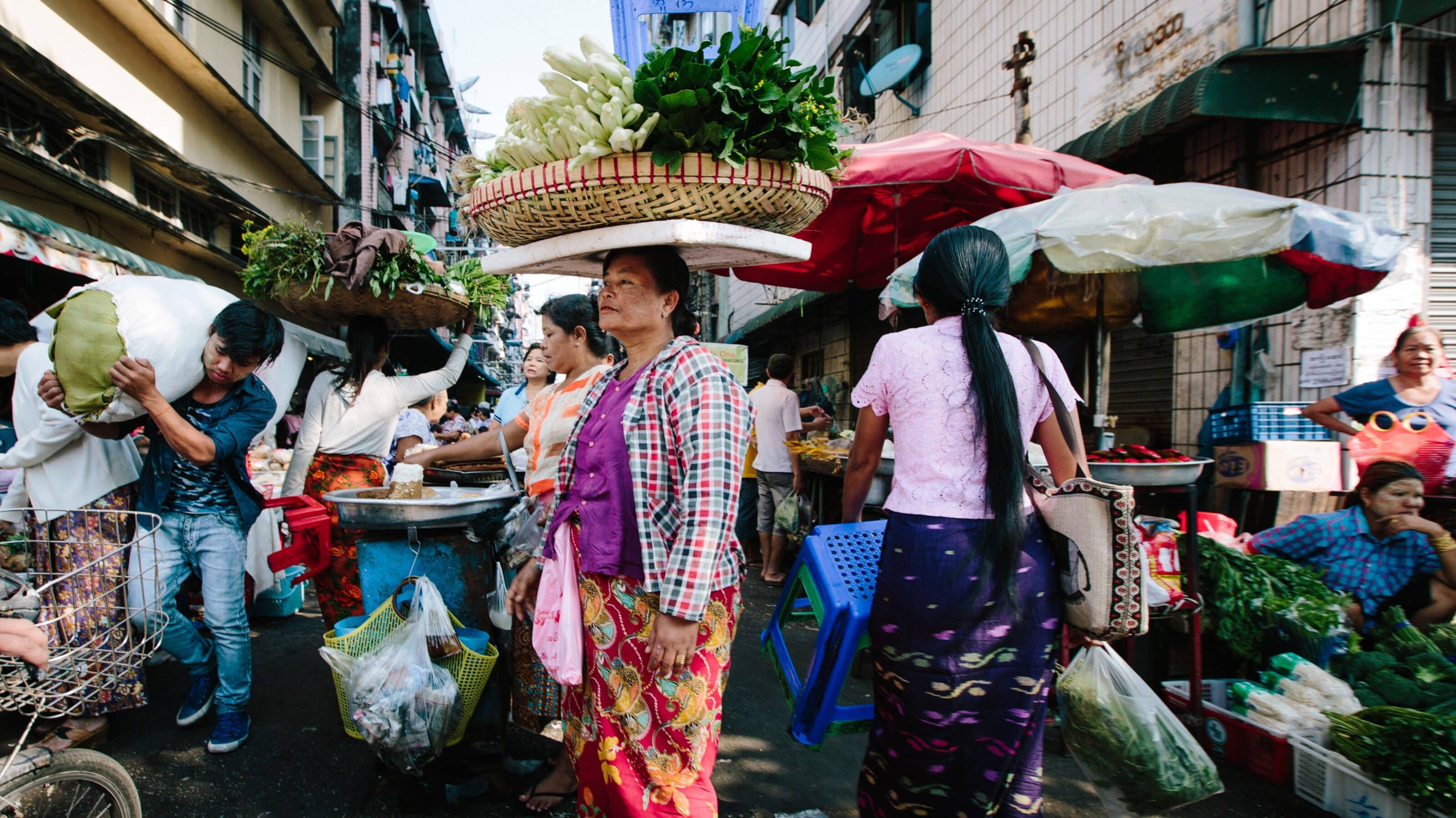 How To Photograph Street Markets
