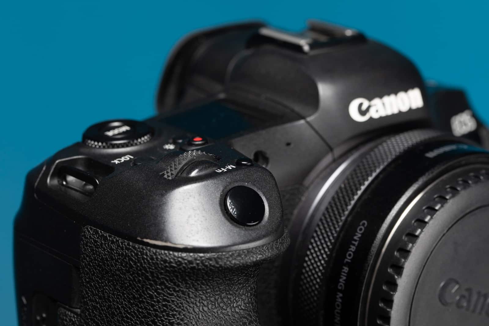 Canon EOS 5とSONY DCR-TRV17 a4786美品 a4776 sddefault.jpg