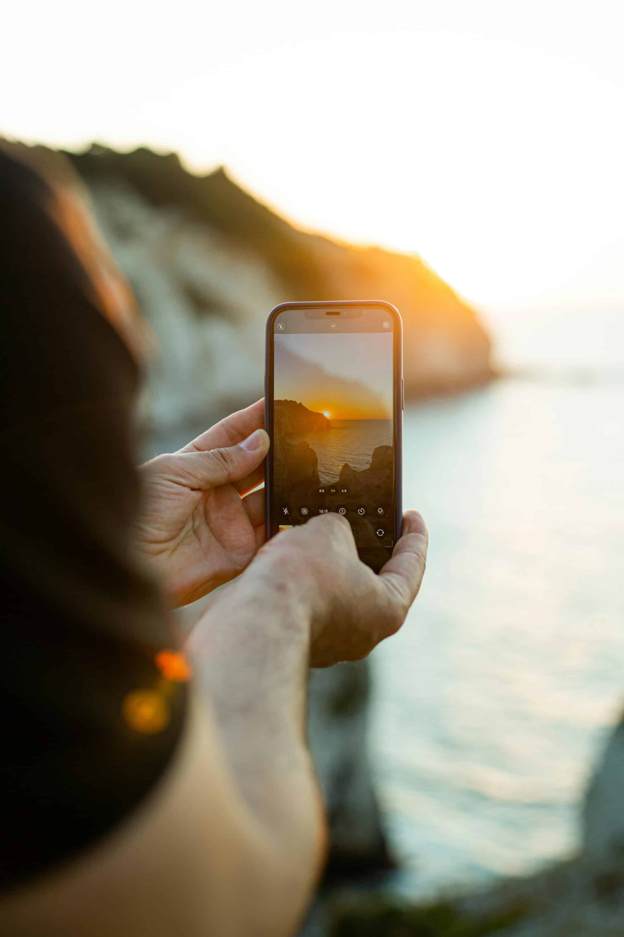 Using Phone Ref Perspective 10 Tips for Better Photos with Your Phone | Learn Photography by Zoner ...