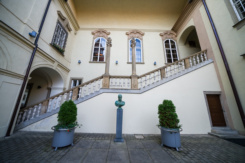 Sony 12-24/4 Lens Review, scene 12mm