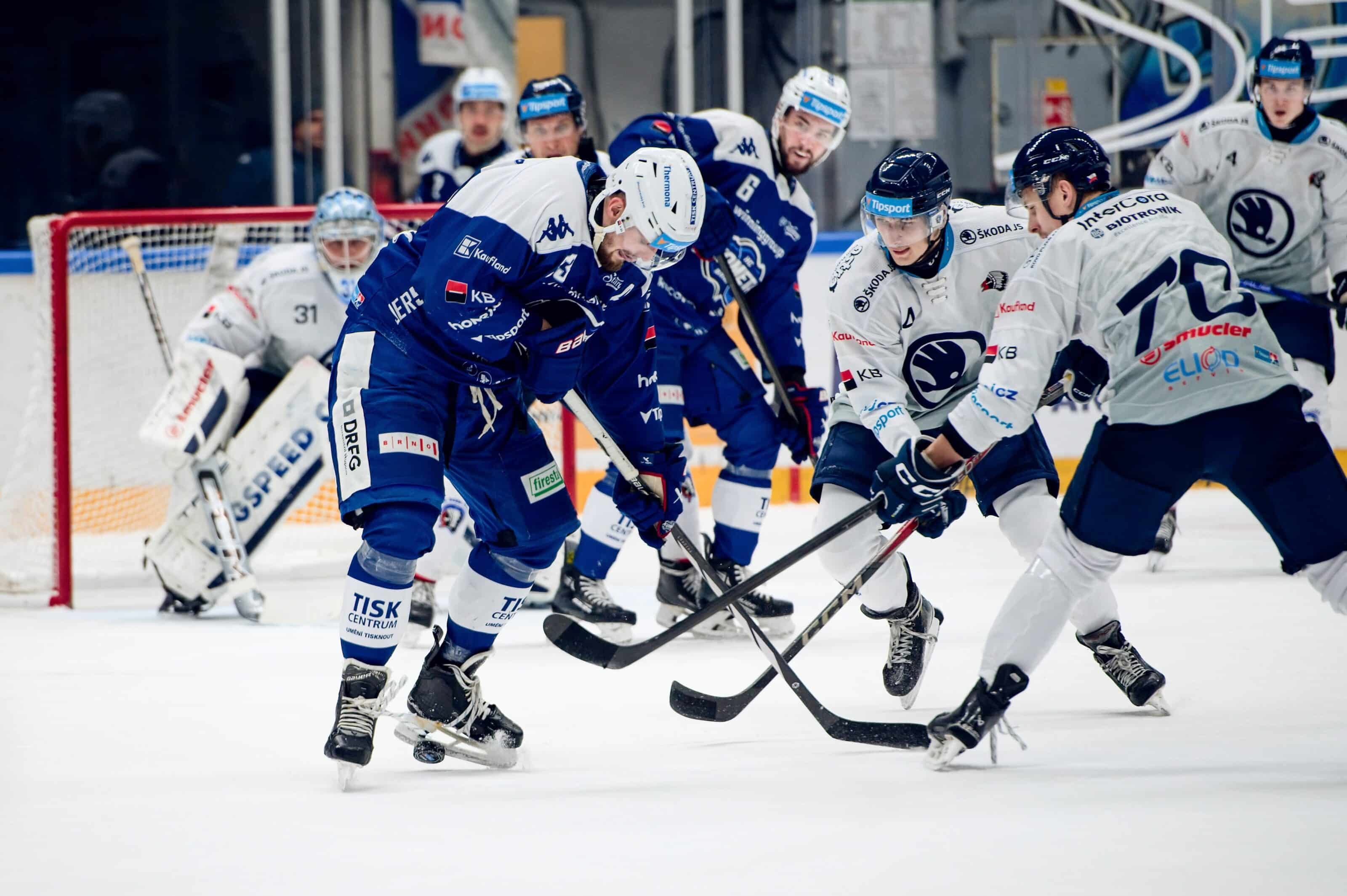 Sports Photography: How to Score Big with Hockey Photography | Learn ...