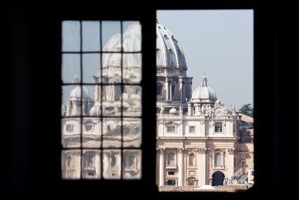 Framing in Photography: A Powerful Composition Technique for Bold Shots