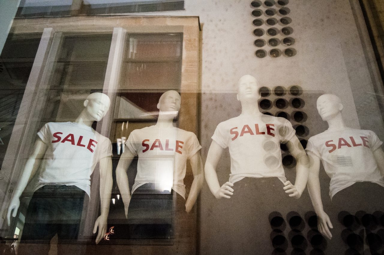 Street Photography for Beginners: mannequin