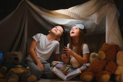 Photographing Children in Low Light—Practical Tips for Sharp Photos